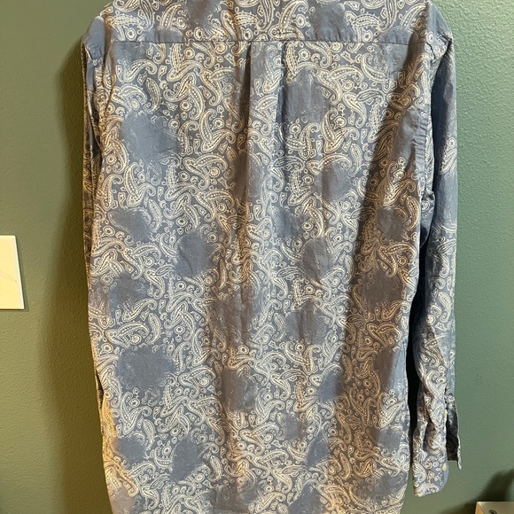 Blue Daniel Cremieux Paisley Button Up men’s medium - Picture 2 of 3